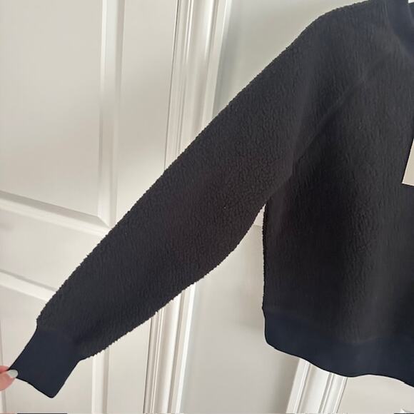 Everlane NWT Renew Fleece Crewneck Black Sweatshirt Size: Small - Picture 5 of 11